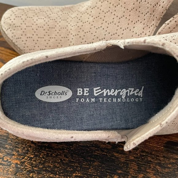 Dr. Scholl's Rate Wide Comfort Ankle Booties Putty Perforated Microfiber Wns 6 W - Picture 9 of 11